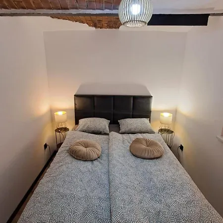 Wiejsko-sielsko Appartement Szczytna
